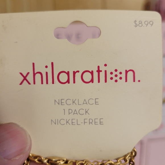 Leaf necklace - Picture 3 of 4